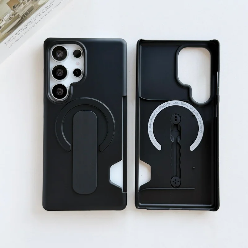 MagSafe Magnetic Credit Card Holder with Silicone Grip Cover