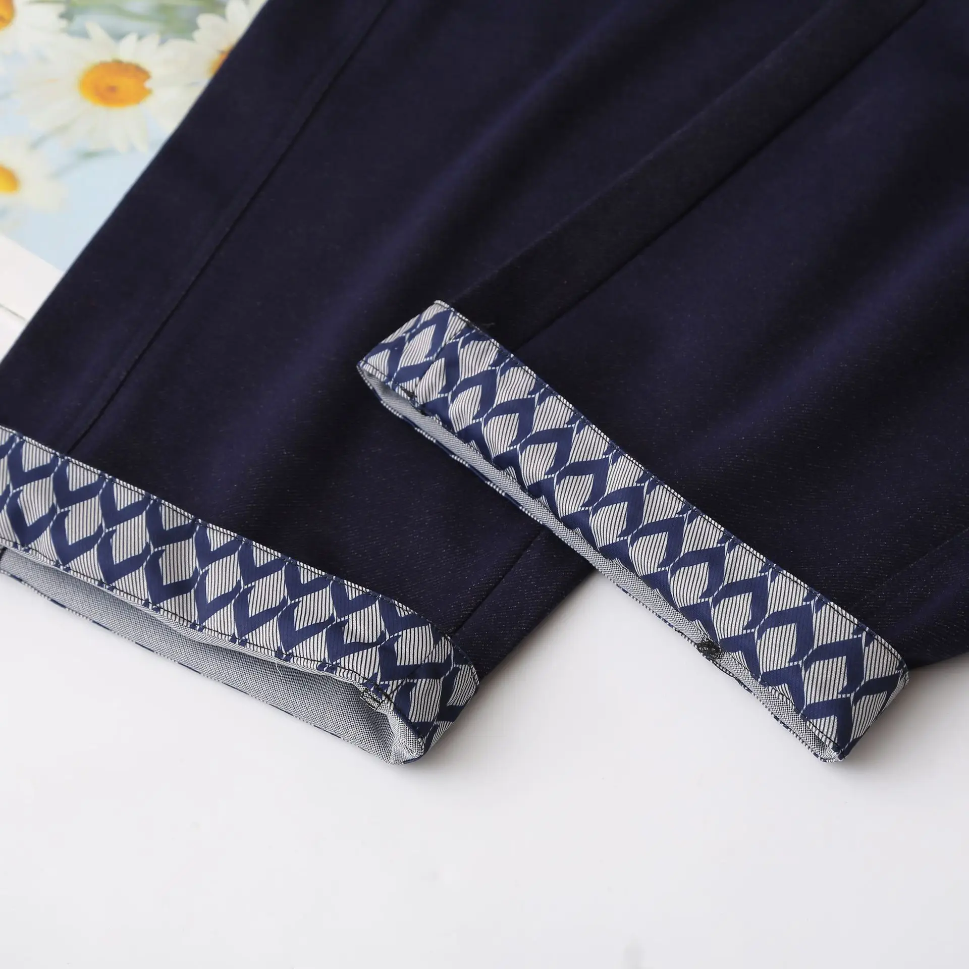 XXXXL Fashion Plus Size Women's Jeans New Autumn Comfortable And Casual High Waist Stretched Denim Straight Leg Pants 534