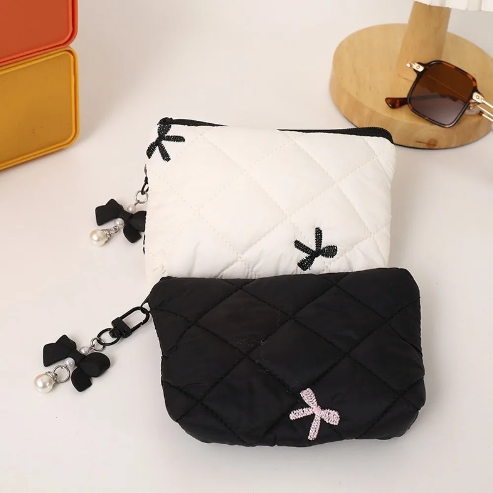 Gesteppte Make-up-Tasche aus Baumwolle mit Schleife, Kokette, Damenbinden, Aufbewahrungstasche, großes Fassungsvermögen, Lippenstift-Kopfhörer-Beutel – Detail 5