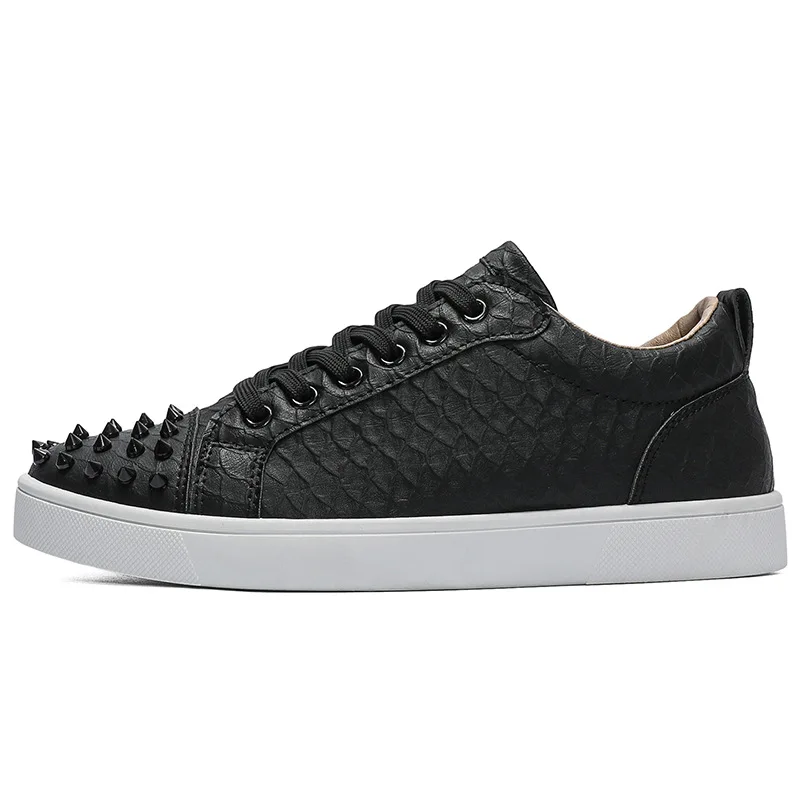 2026 New Fashion Rivet Men's Board Shoes Spirit of Youth Casual Single Shoes Trendy male Sports Shoes 5