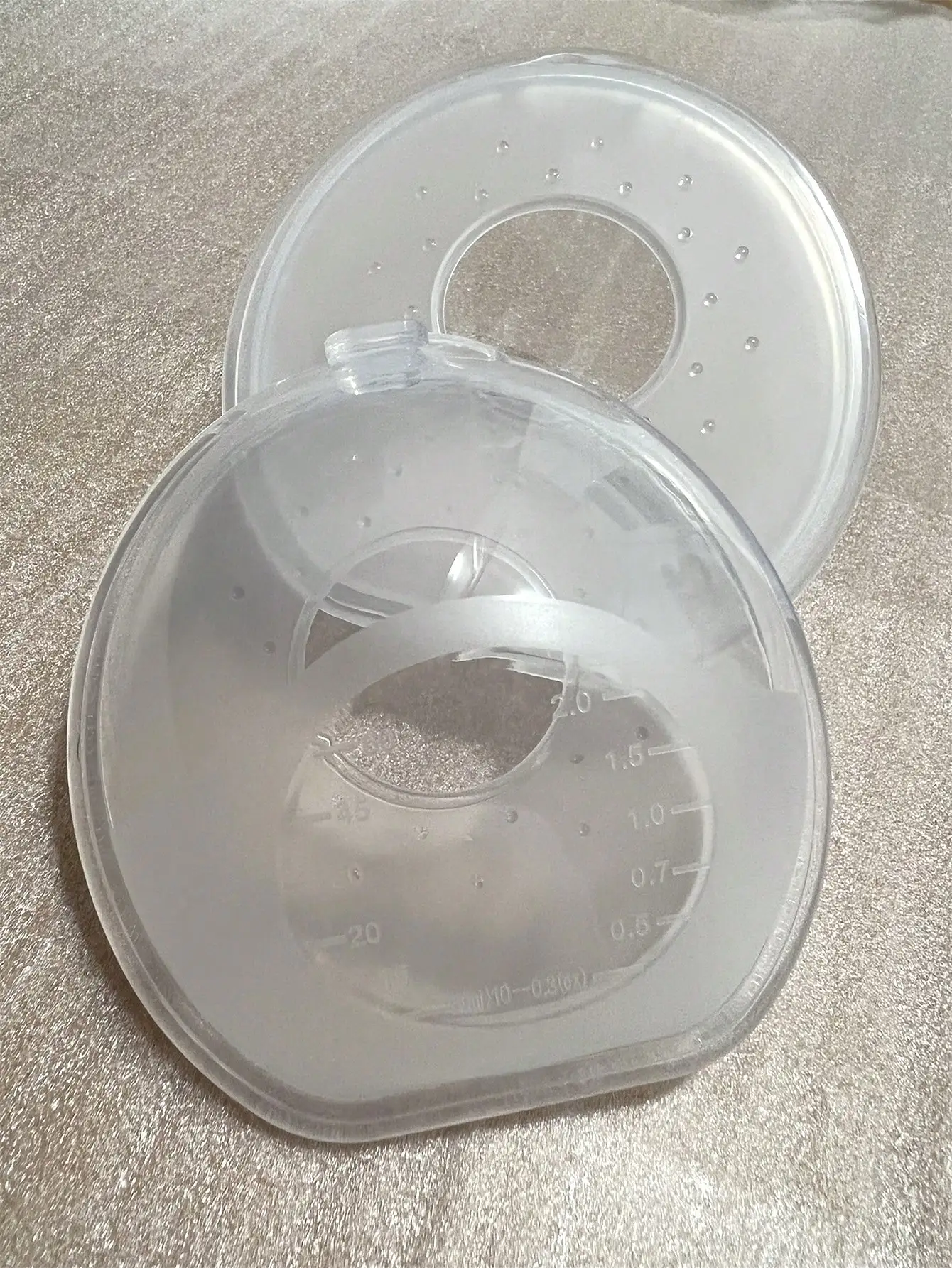 2pcs Silicone Breast Milk Collector 2oz/60ml Reusable