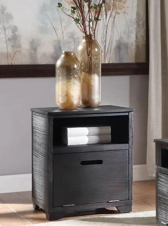 

Elegant Antique Black ACME Kamilia End Table with Classic Design for a Timeless Addition to Your Home Decor, Perfect for Adding