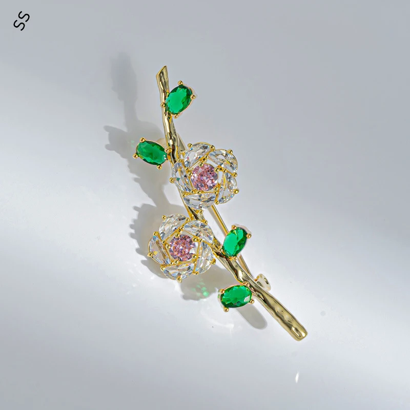 New Ladies Sweet Little Fresh colored Zircon Flower Brooch Niche Temperament Cardigan Pin