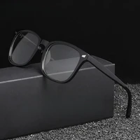 Lunettes anti-lumière bleue classiques carrées pour hommes et femmes, tendance, adaptées à un usage quotidien 3