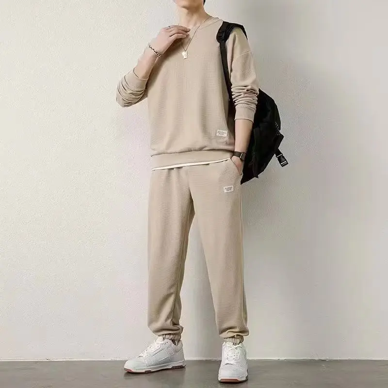 Men Sports Suit For Spring And Autumn