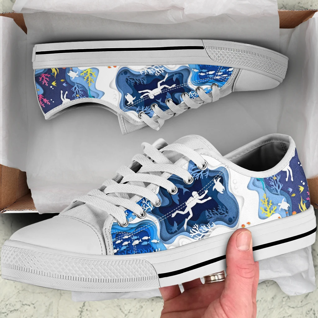 Blue White Sea Diving Pattern Low Top Women's Canvas Shoes New Style Women's Casual Shoes Comfort Sneakers