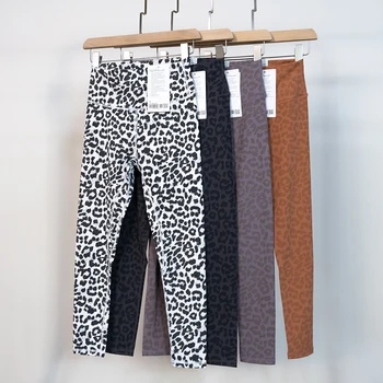 Yoga suit, women's sports and fitness pants, leopard print, quick drying, tight fitting, high waisted, and nude 9-point jogging 1