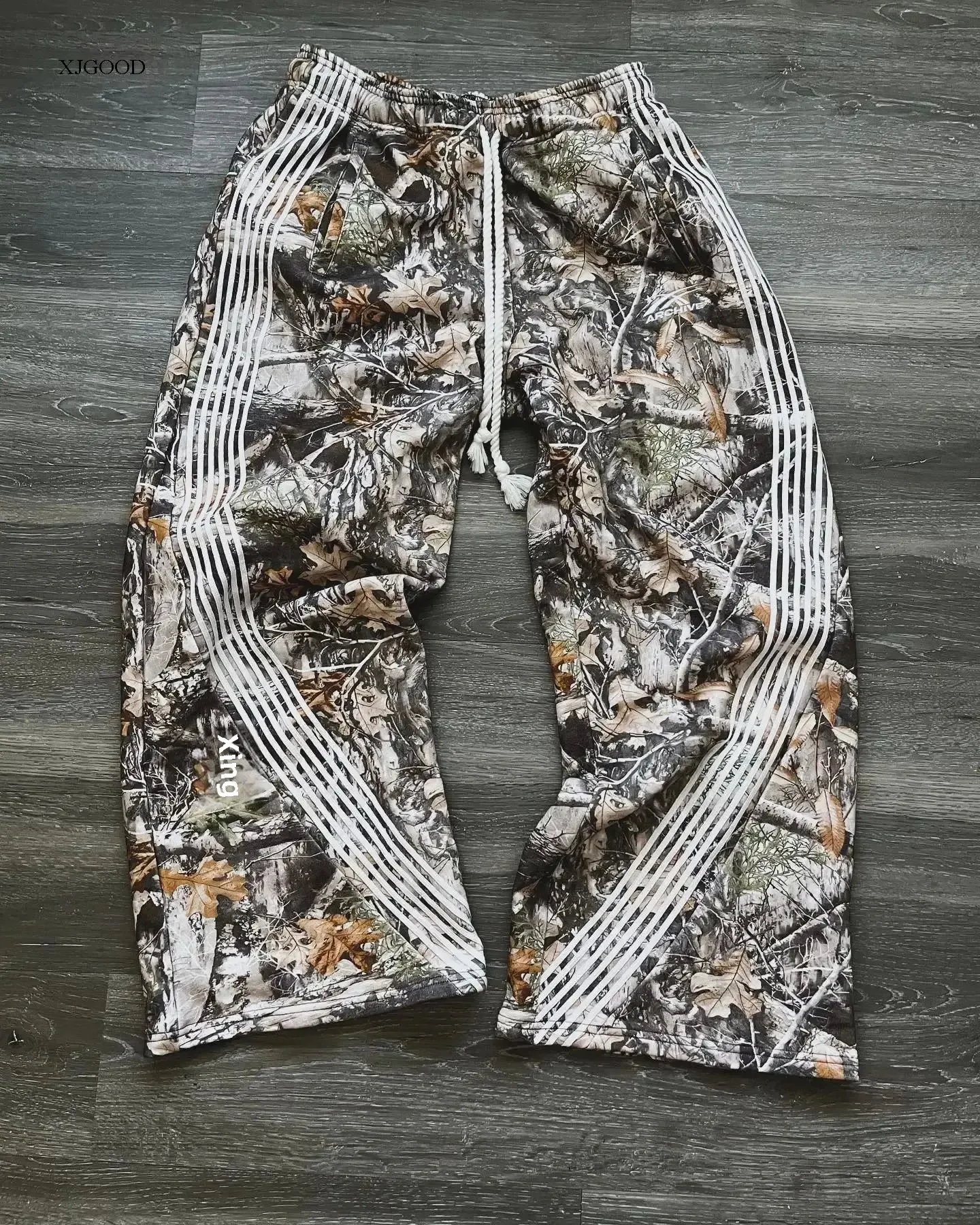 2025 Haruku Camouflage Wide Elastic Waist Straight Leg Pants Hip Hop Style Casual Loose Fit Men's Fashion_viptrois.com