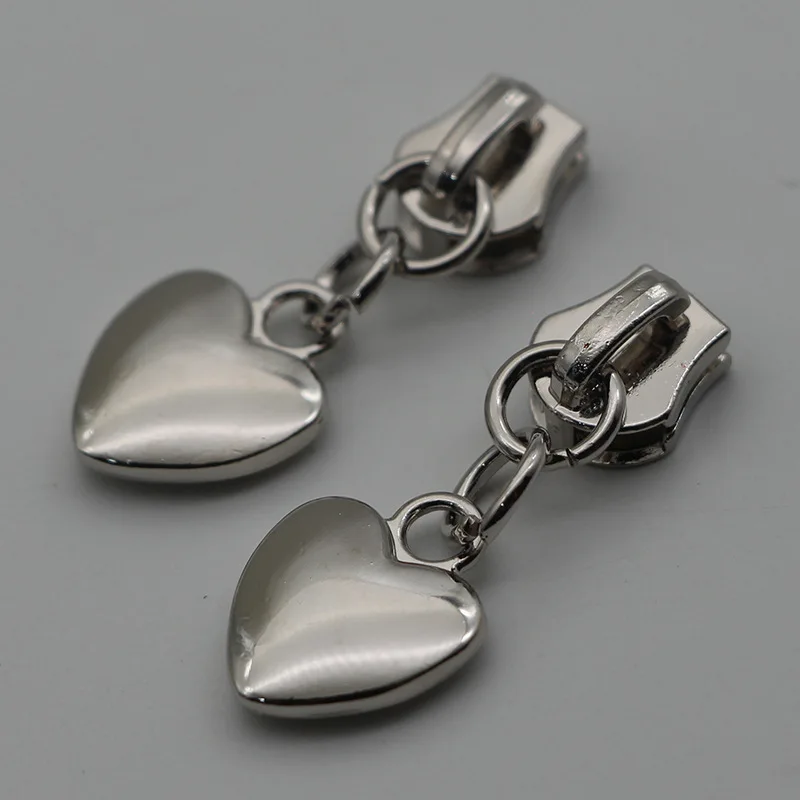 Slide image 2b51dad3bb9744e5a346581941e60f06