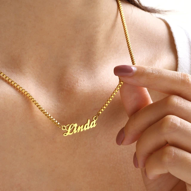 Vnox مخصص اسم القلائد للنساء ، مطلية بالذهب الفولاذ المقاوم للصدأ لوحة  قلادة مع صندوق الكوبية سلسلة مشبك الورق ، هدية لها - AliExpress