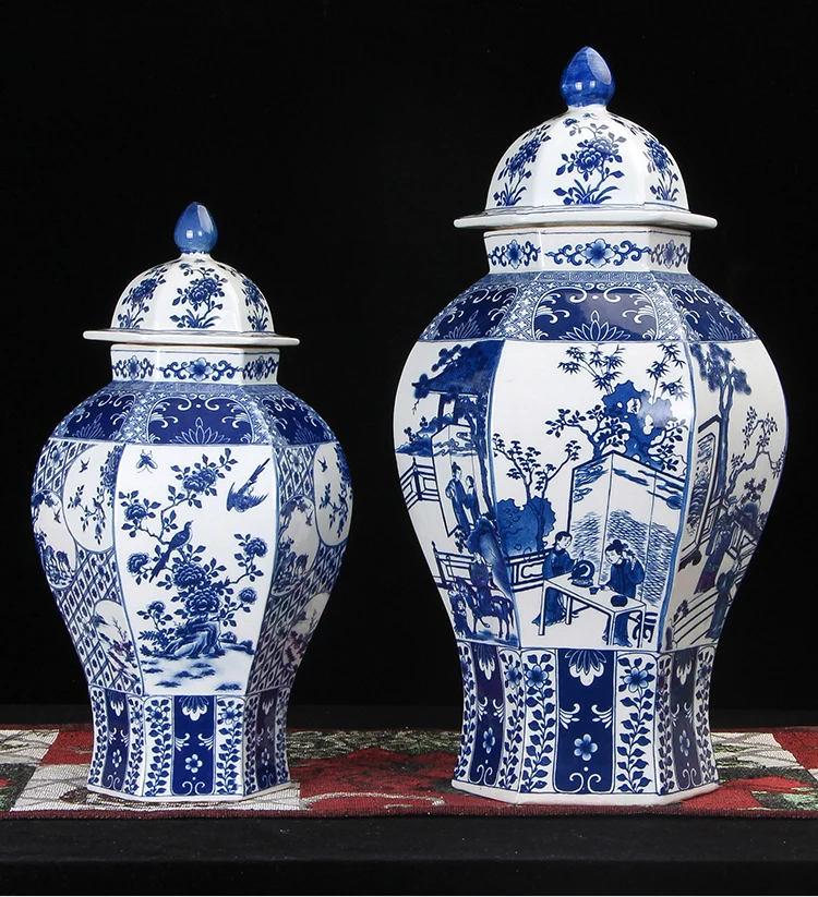 

Vintage blue and white chinese vase with lid ceramic ginger jar retro porcelain temple jars Decorative Jar with Lid Qing style