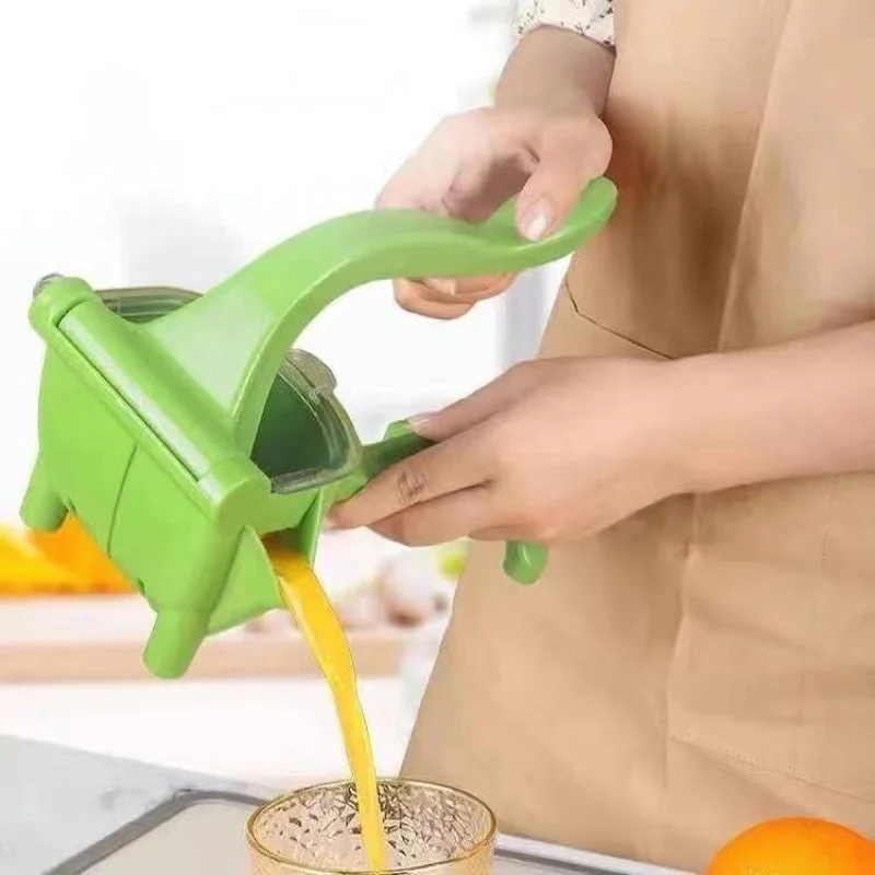 1PC Manual Juicer Fruit Squeezer Green Portable Juice Extractor Stylish Easy To Use Durable Food Grade PP Hand Press Juicer