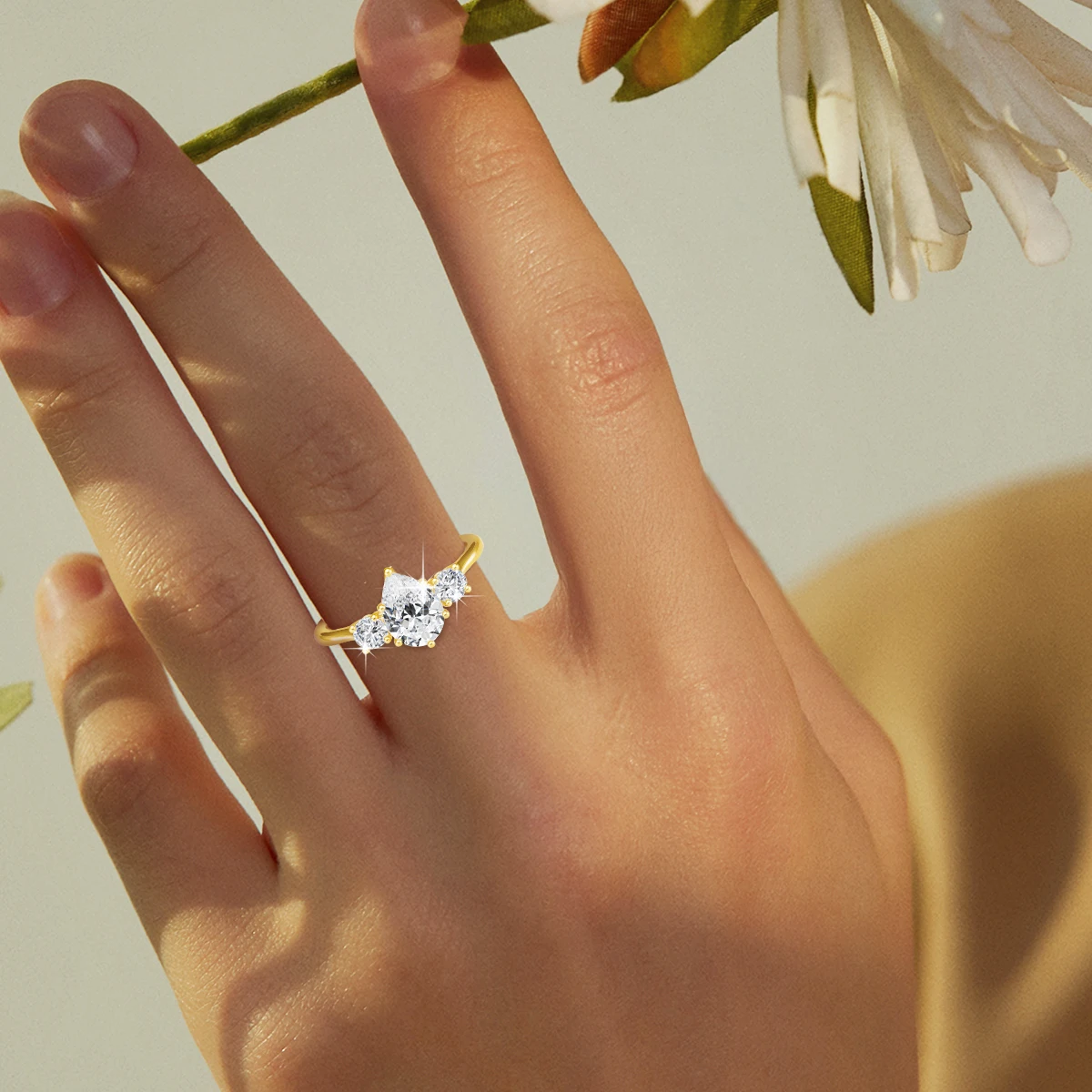 3CT Pear Cut Moissanite Rings for Women 14K Yellow Gold Wedding Band 3pcs D/VVS Stones Luxury Anniversary Custom Gift 5