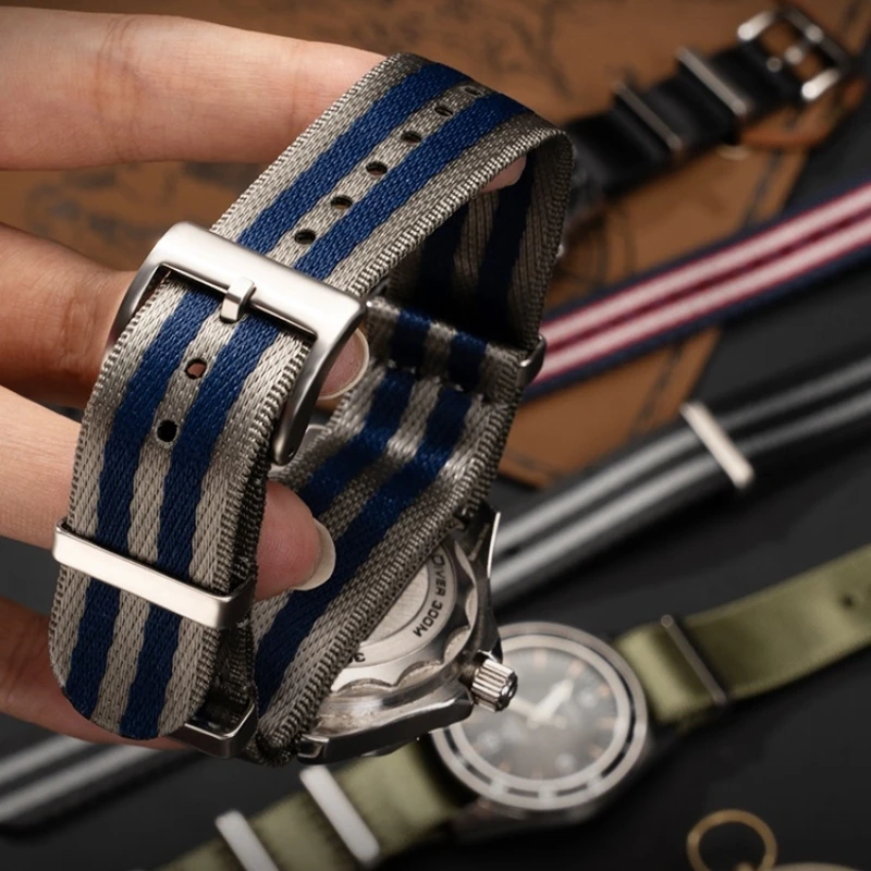 Wysokiej jakości nylonowy pasek do zegarka Uniwersalny NATO 20mm 22mm pasek do zegarka Wojskowy sportowy pasek na nadgarstek do OMEGA Rolex Tudor Hamilton SEIKO