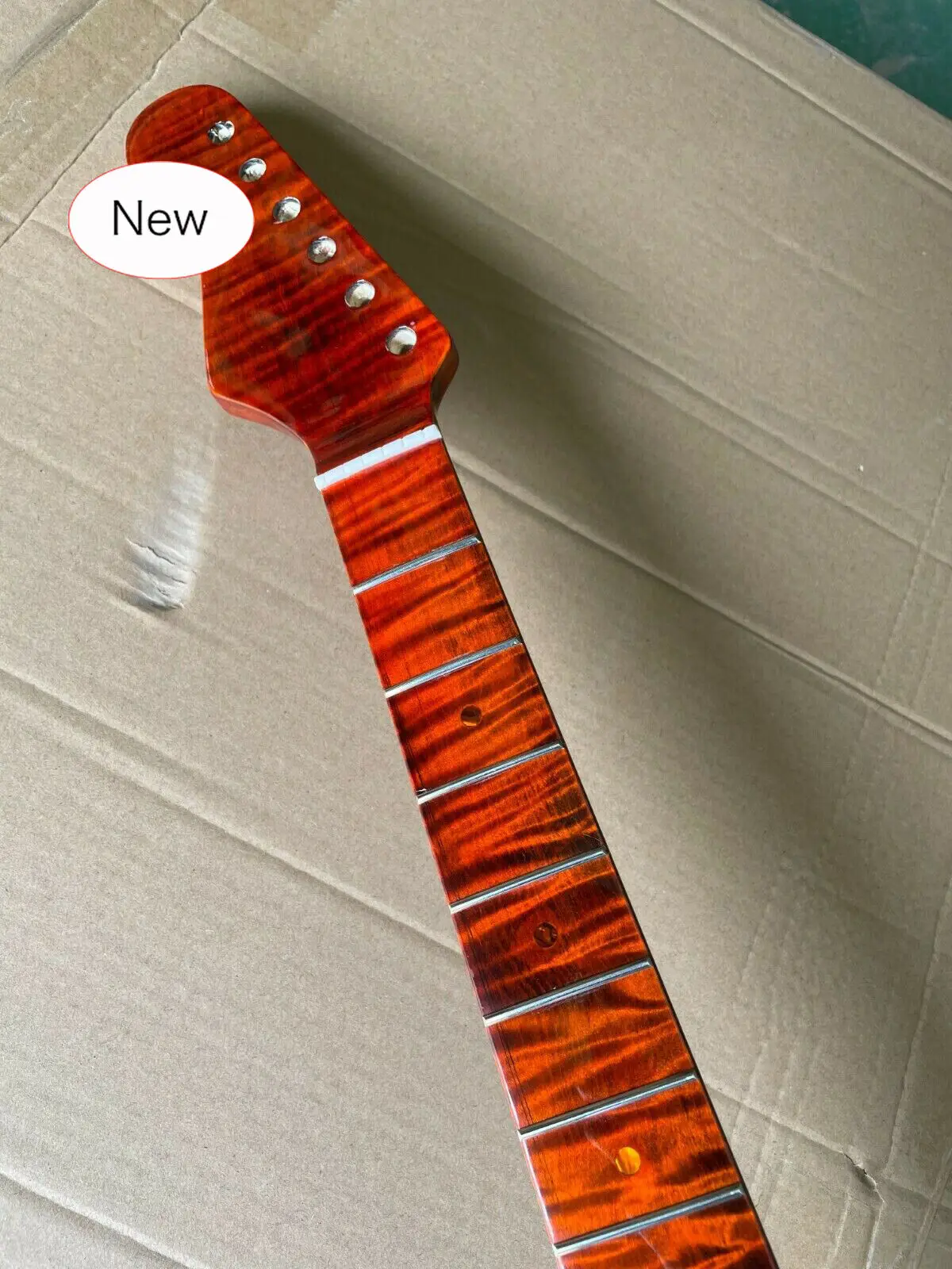 

Гриф для гитары Tiger Flame Maple, 21 лад, 25,5 дюйма