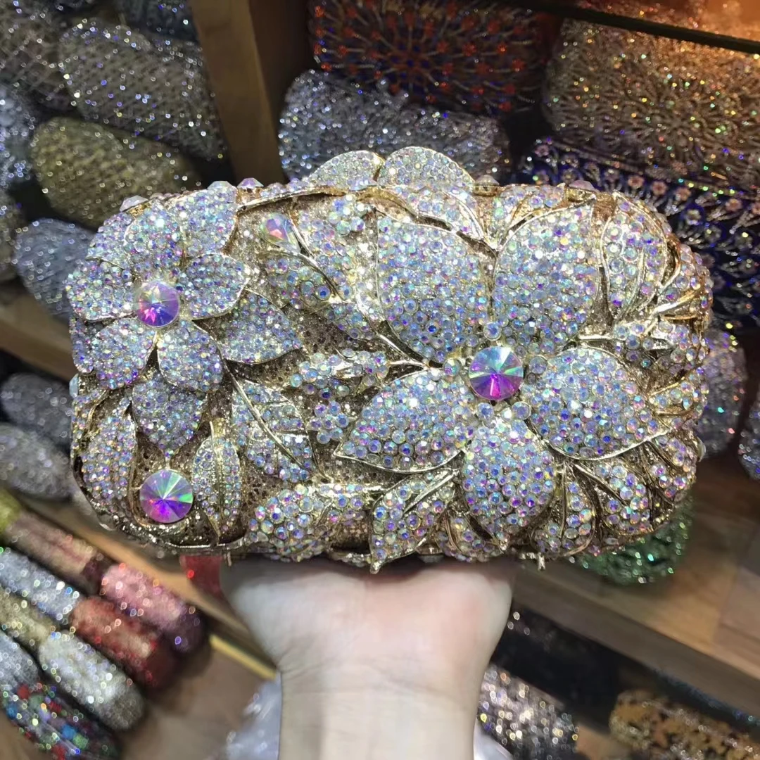 Sold at Auction: Judith Leiber, JUDITH LEIBER SWAROVSKI CRYSTAL CLUTCH PURSE