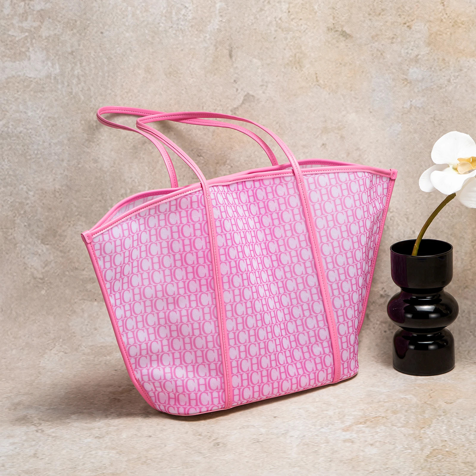 حقيبة يد نسائية كلاسيكية حديثة بتصميم مبتكر، تتميز...