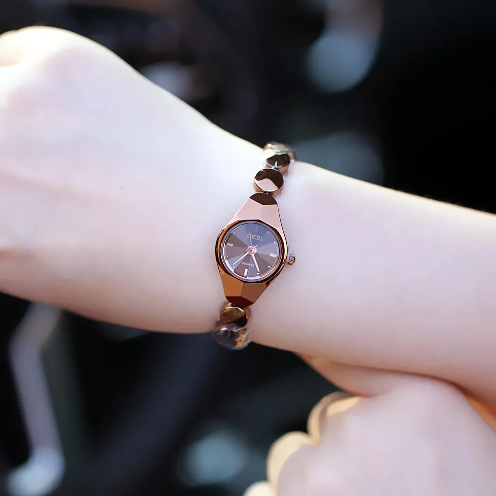 Top Luxury Brand Ceramic Watch Women Fashion Simple Waterproof Quartz Watch Lady Elegant Business Clock Women Dress Watch