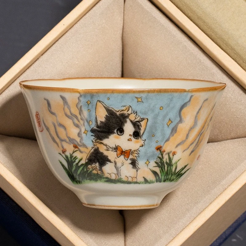 كوب القط اللطيف