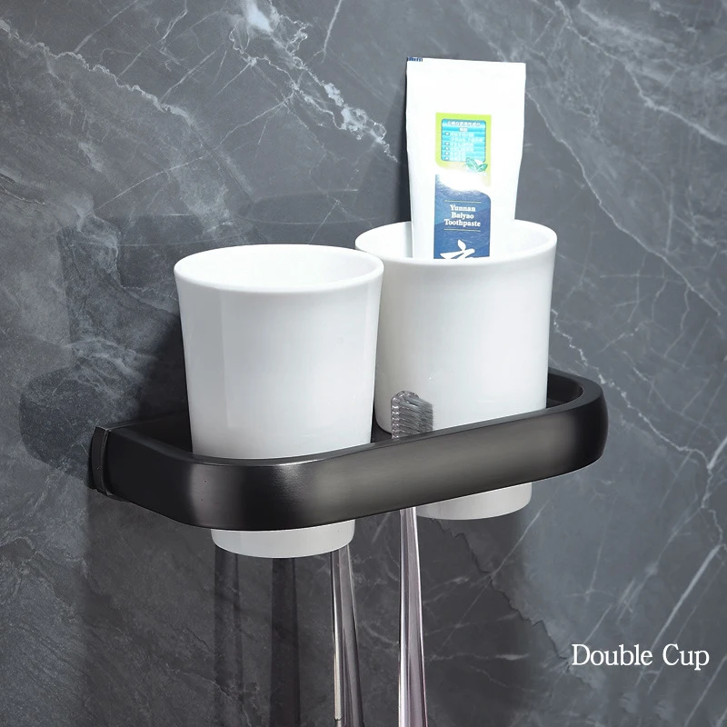 Double cup holder
