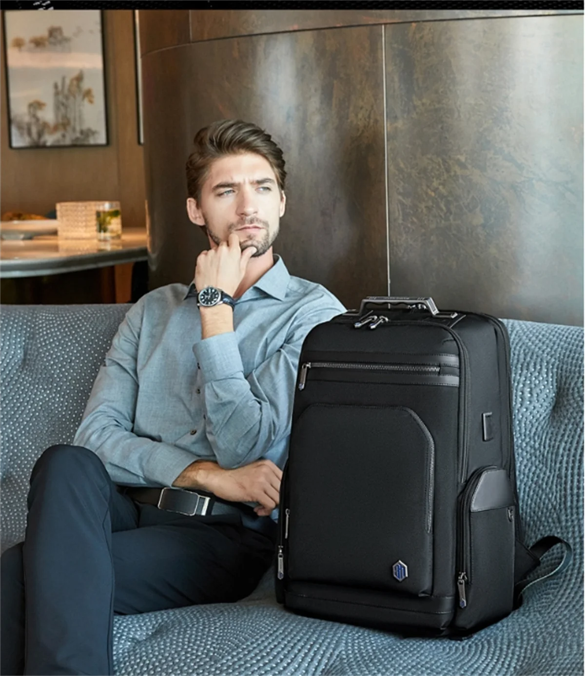 

High End Business Men's Backpack For Business Trips Multi-Functional High-Capacity Computer Backpack