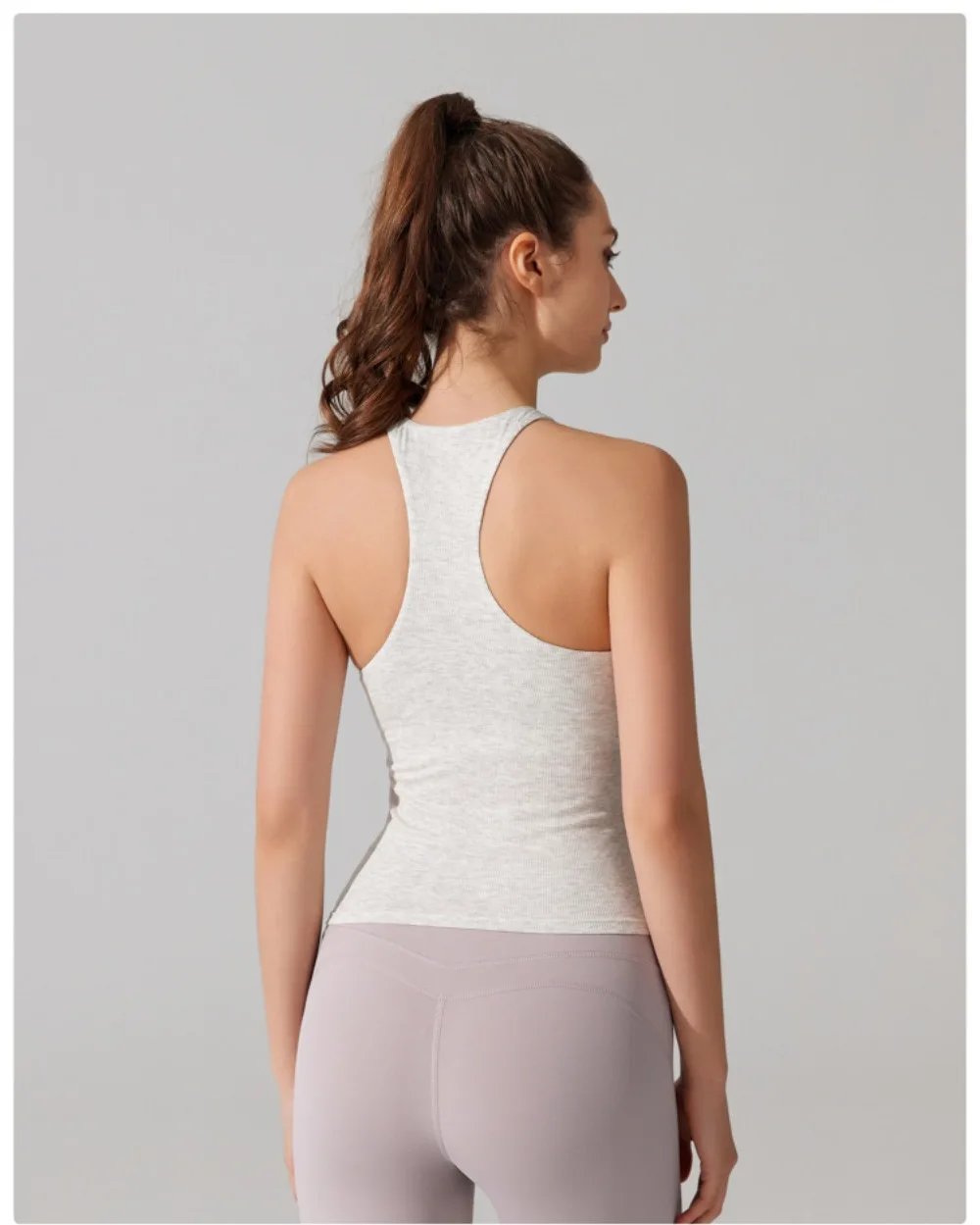 Gerippter Racerback-Sport-BH für Damen – stoßfeste Unterstützung für Yoga, Fitnessstudio und Laufen | Nahtloses Anti-Shock Fitness Top – Detail 8