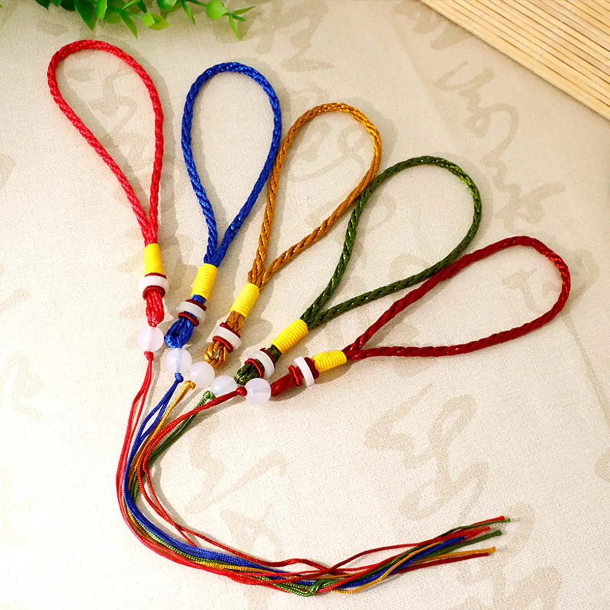 100PCS Multicolor Handwoven Mobile Phone Lanyard Wear-resistant Plaything Bodhi Hanging Pendant Rope Crafts Jewelry Accessories