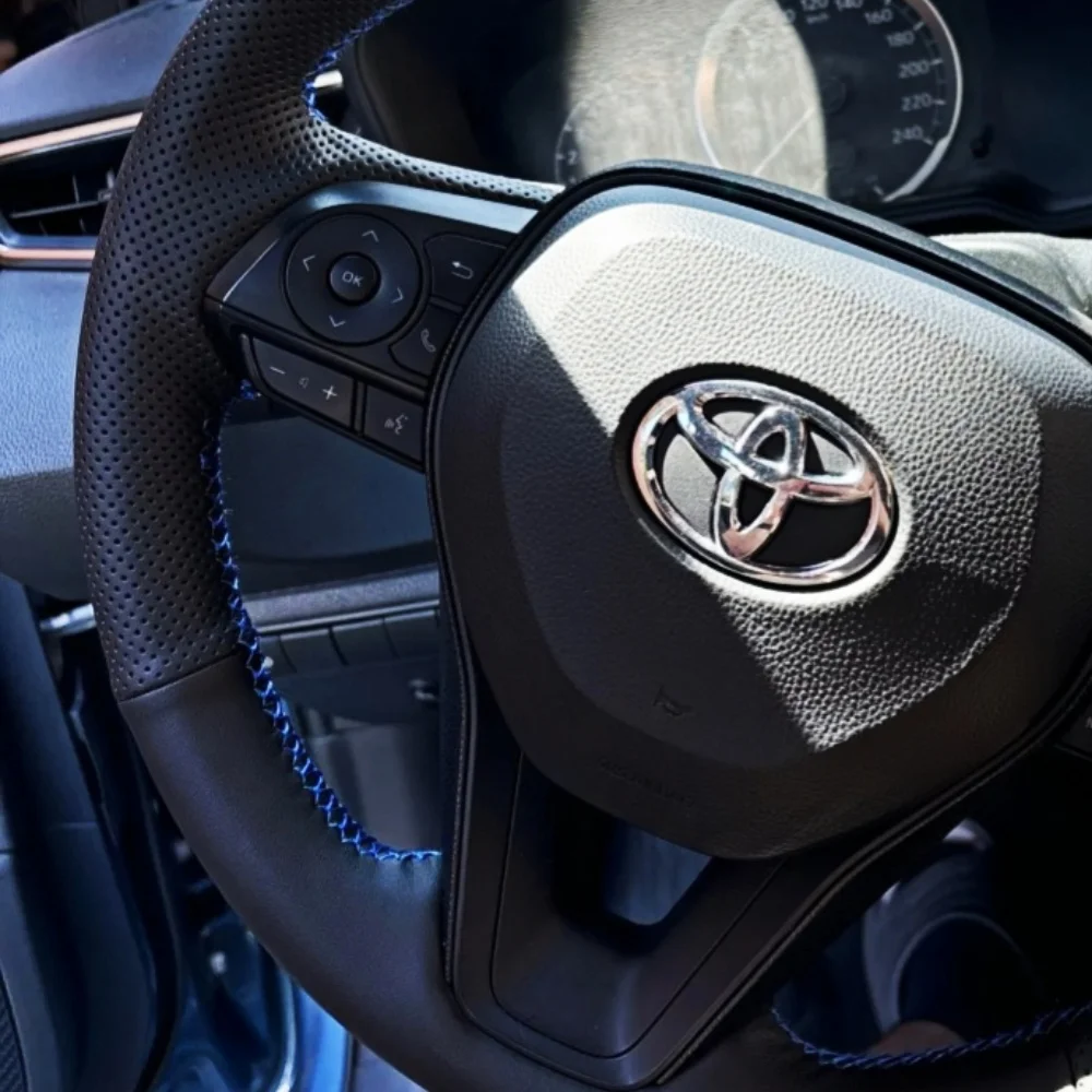 Customized Car Steering Wheel Cover Hand Sewing Microfiber Leather For Toyota Corlla Camry Yaris Auris C-HR RAV4 Car Accessories — view 2