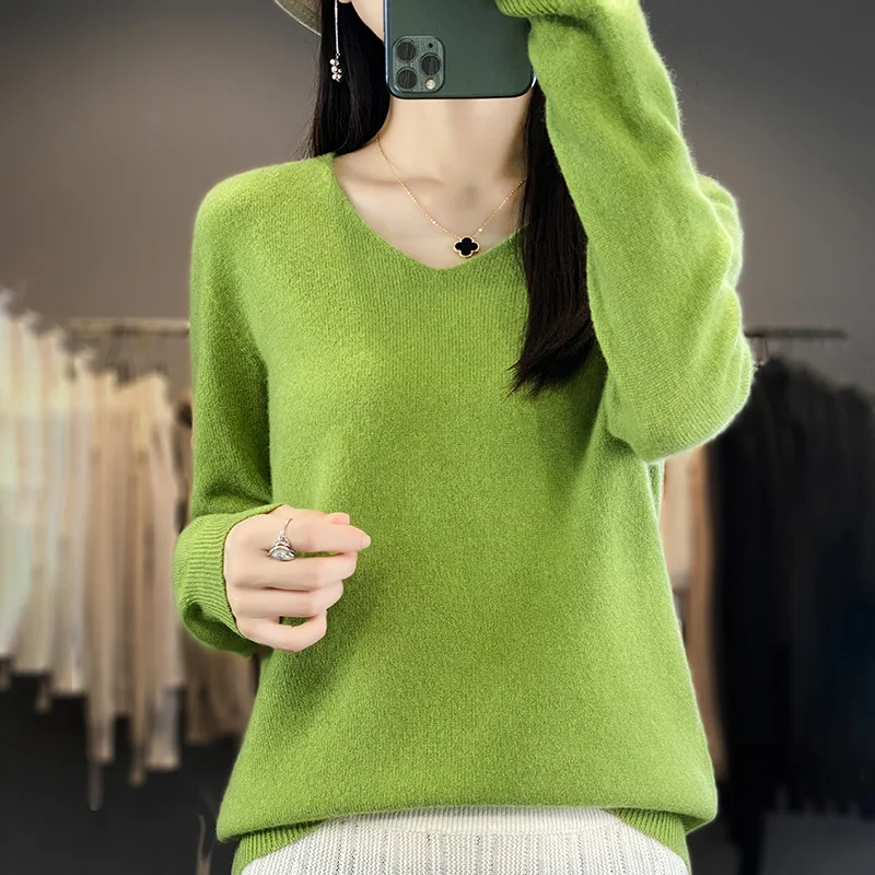 thumbnail image 1 of Suéter de lana merino 100 % para mujer, jersey básico con cuello en V, ropa de cachemira para otoño e invierno, prendas de punto suaves de manga larga, color liso, 1 of 5