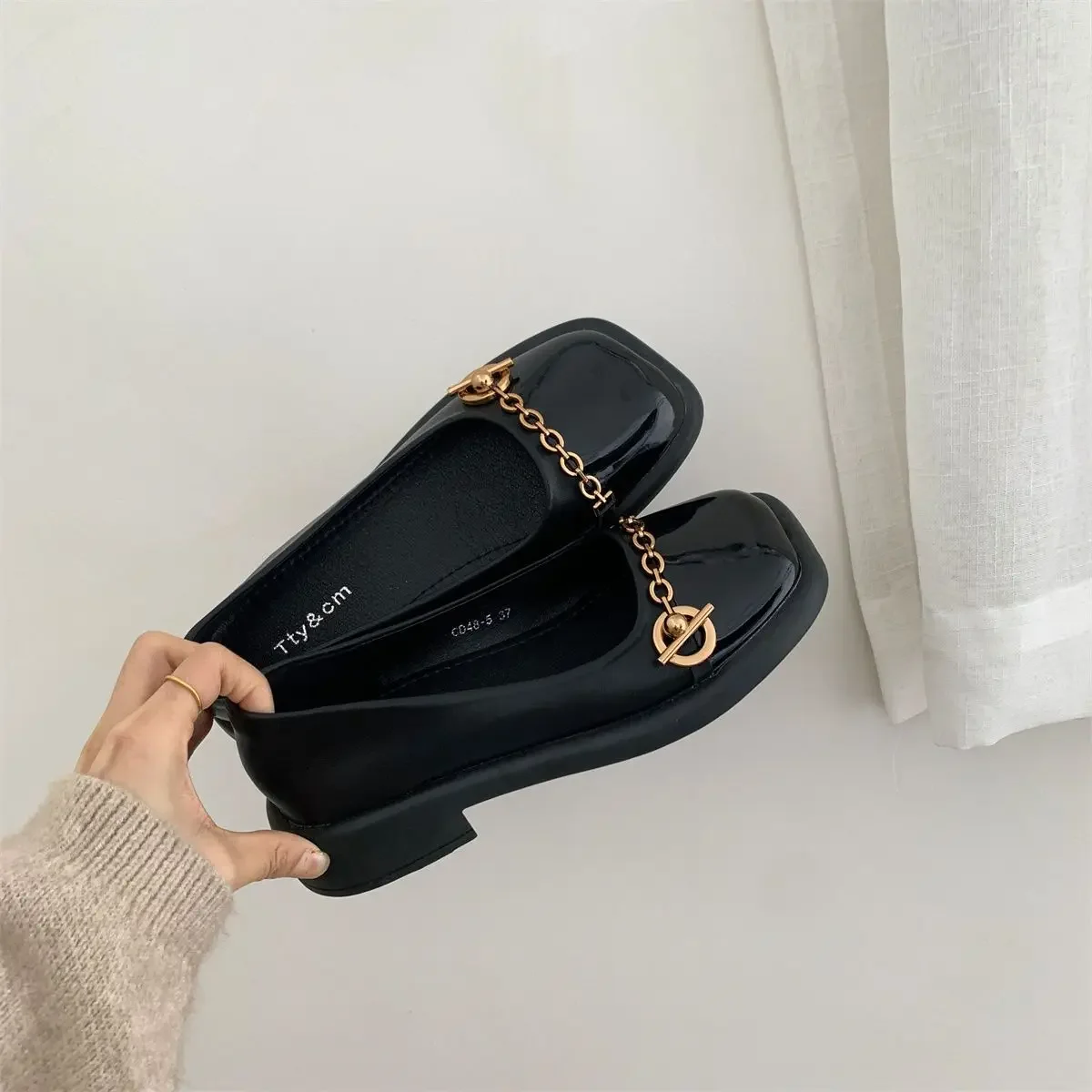 Luxury Leather Casual Low Heel Elegant Ladies Footwear Black