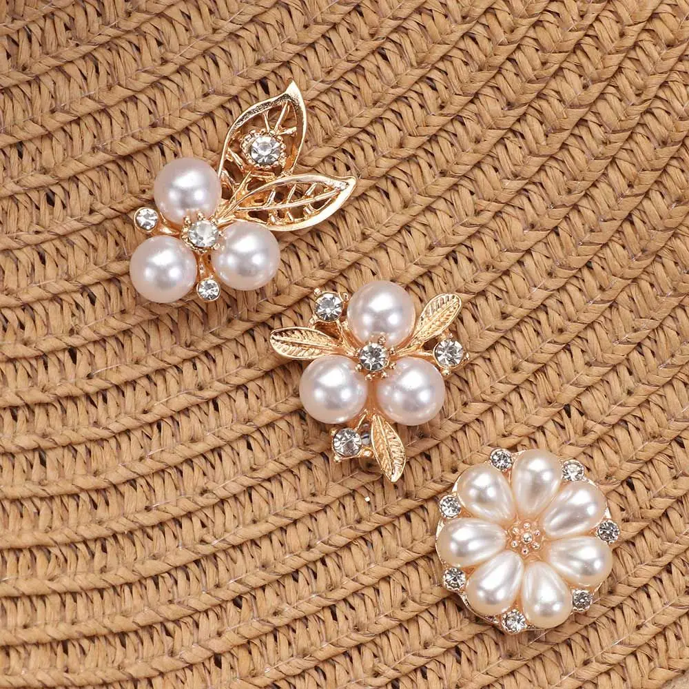 10Pcs Flower Shaped Pearl Rhinestone Buttons DIY Craft Pearl Hairpins Crystal Headwear Clip Apparel Sewing Hat Accessories
