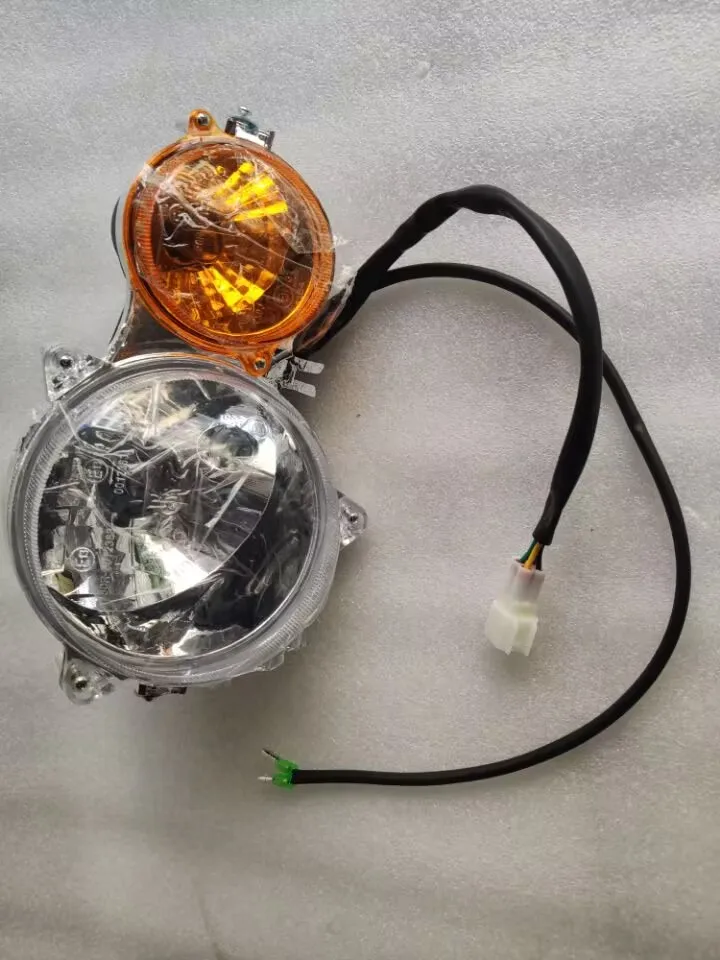 

1 левая фара и 1 правая фара для HISUN400UTV/HISUN 700UTV