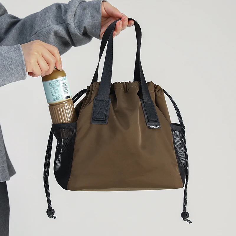 1pc Japanese and Korean Style Bento Bag Handbag, Wide Carrying Strap That Doesn'T Hold Hands, A Great Commuting Item
