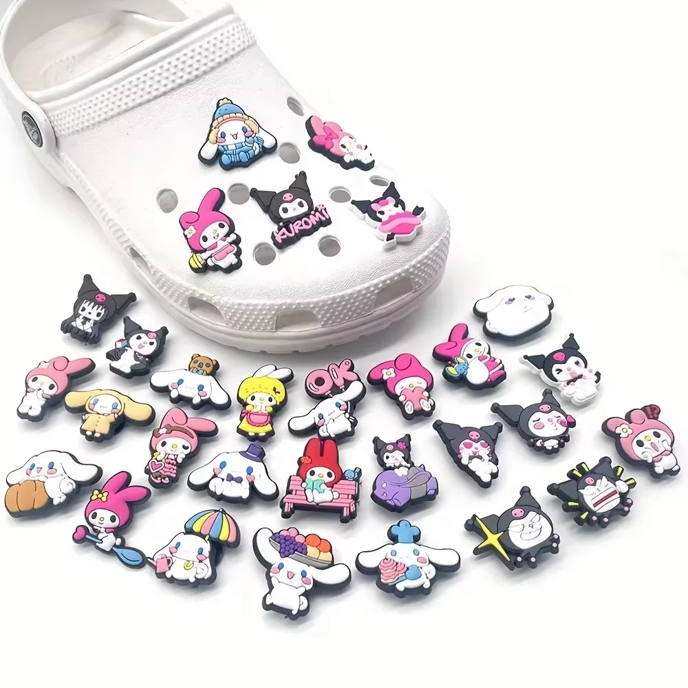 Shoe Charms MINISO 10/30pcs Sanrio Shoe Decorations Accessories Charms For Clogs Bogg Bag Bubble Slides Sandals Gift Idea for Birthday