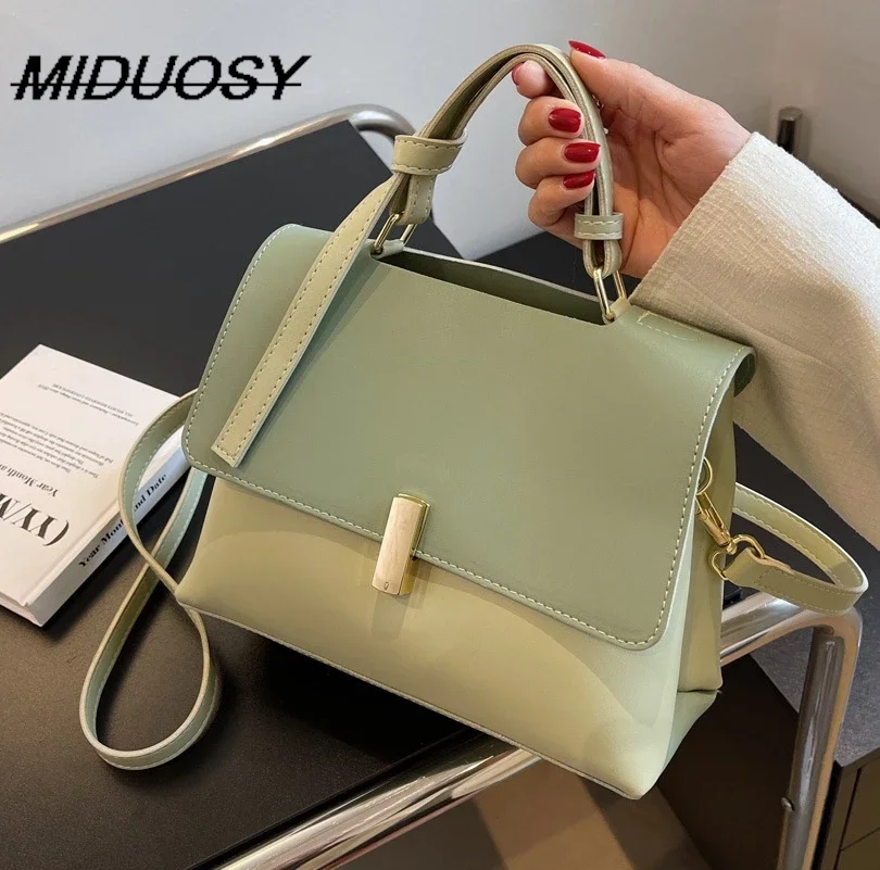 

This Year's Popular Women's Bag 2022 New All-Match Summer Shoulder Messenger Bag Textured Portable Small Square Bag