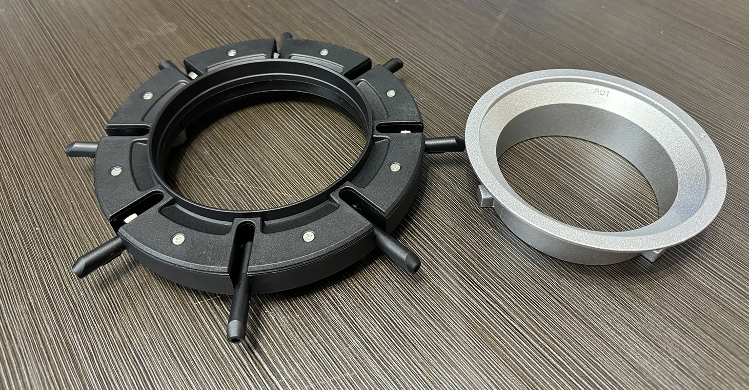 Triopo Handheld Bracket or Bowens Mount Bracket for Triopo 55cm 65cm 90cm 120cm Softbox