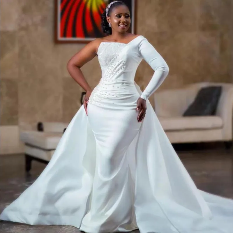 

KapokDressy Aso Ebi атласные свадебные платья на одно плечо с длинными рукавами блестками плиссированные сзади атласные свадебные платья со шлейфо...