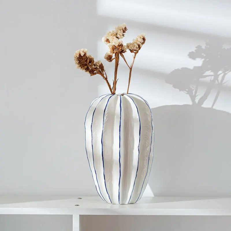 Creative White Star Fruit Ceramic Living Room Vase Decoration Arrangement Flower Home Small Fresh American Table Decoration 5