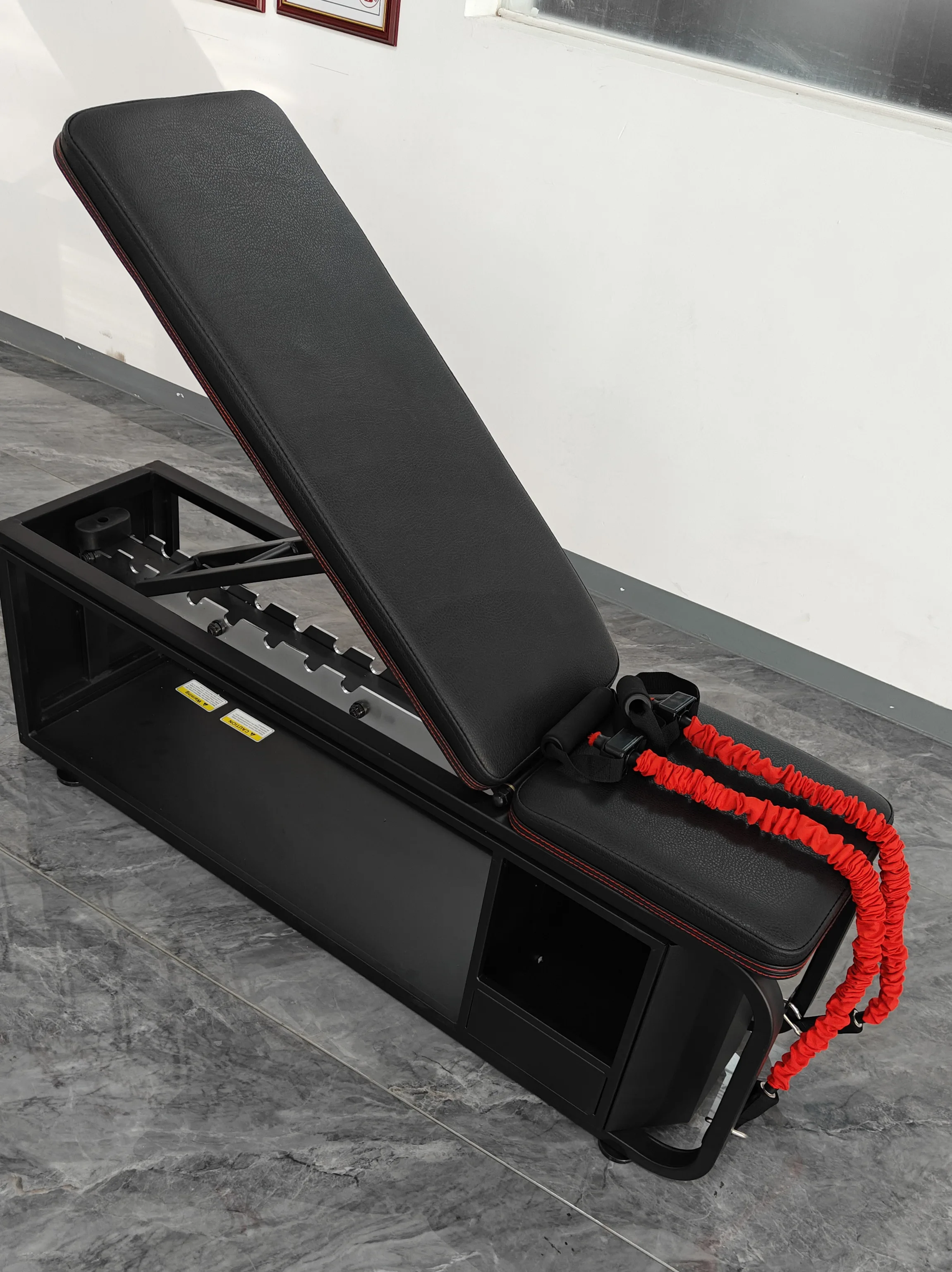 Multifunction Weight Training Gym Fitness Equipment Adjustable Sit up Bench Weight Press Bench Exercise Machine Storage Stool