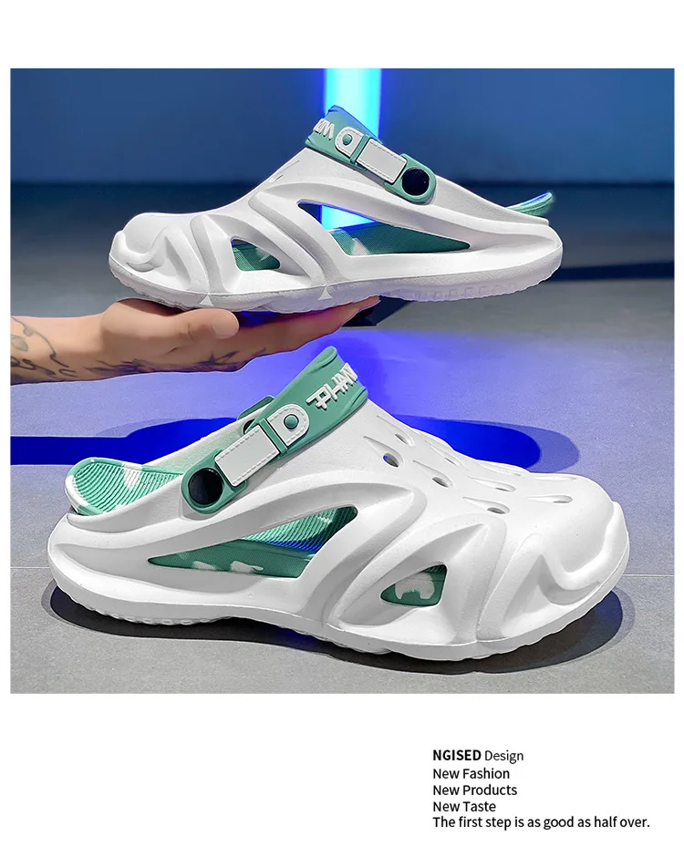 جديد 2025 قباقيب رجالية صنادل صيفية شباشب رياضية شخصية مانعة للانزلاق للشاطئ سميكة القاع نمط جديد أحذية رجالية