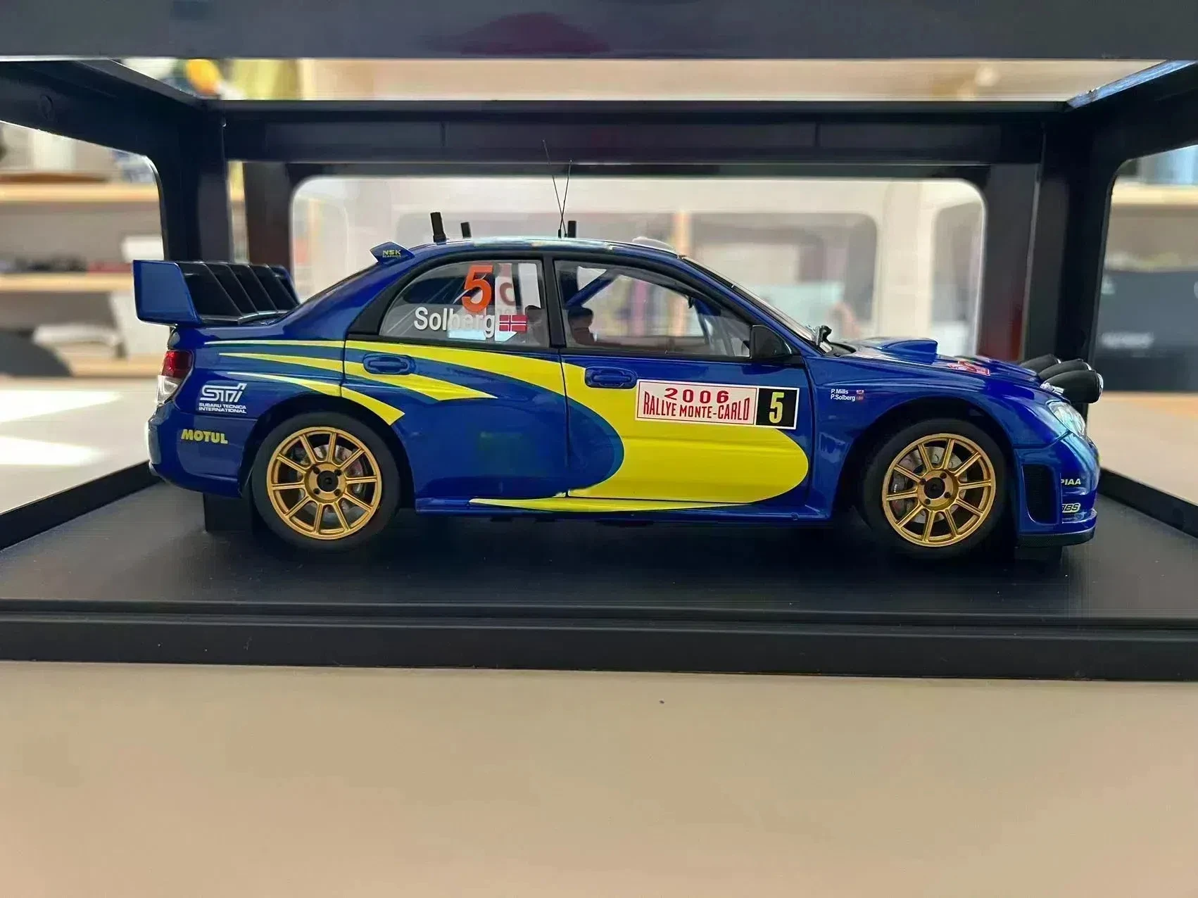 AUTOart (1/18) スバル Impreza WRC Autoart 1:18 Subaru Impreza STI WRC 2008 Night Race Version