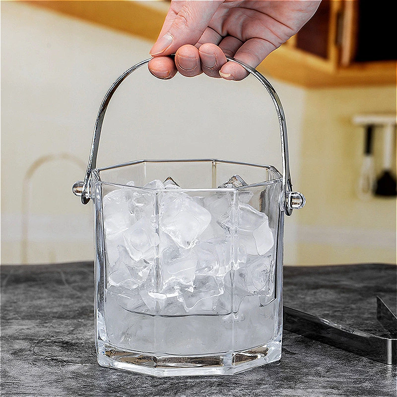 880ml/900ml Ice Bucket Large Capacity Chilled Champagne Keg with Handle Portable Ice Bucket Party Bar Red Wine Barrel with Clip