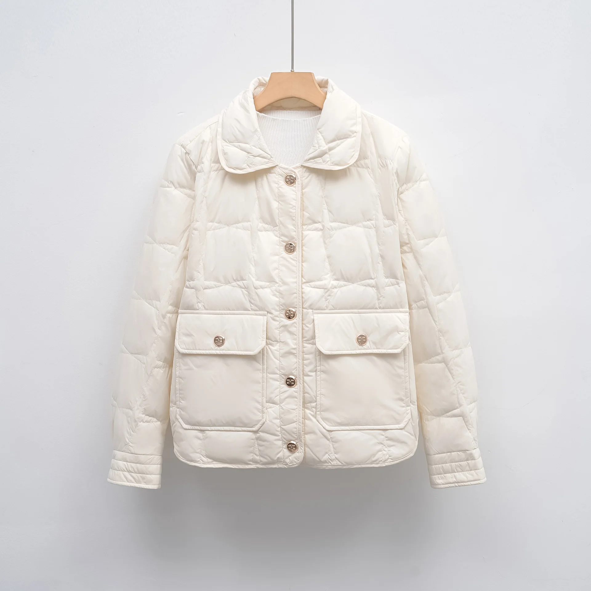 Description Picture 4 of itemWomen Short White Duck Down Jacket Stand Collar Female Loose Casual Soft Warm Coat Covered Button Big Size Good Quanlity