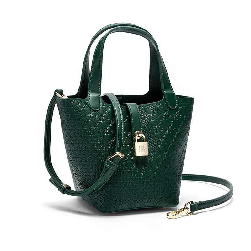 حقيبة كتف نسائية متوسطة الحجم من العلامة التجارية...