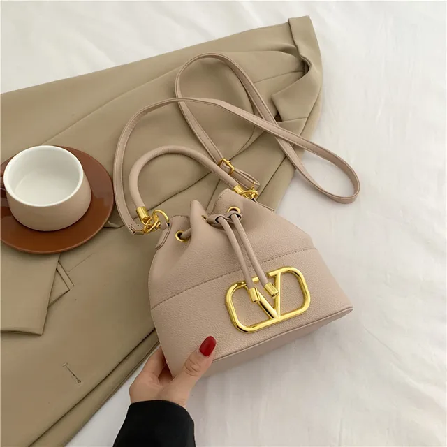 حقيبة يد بسيطة تصميم مبطن