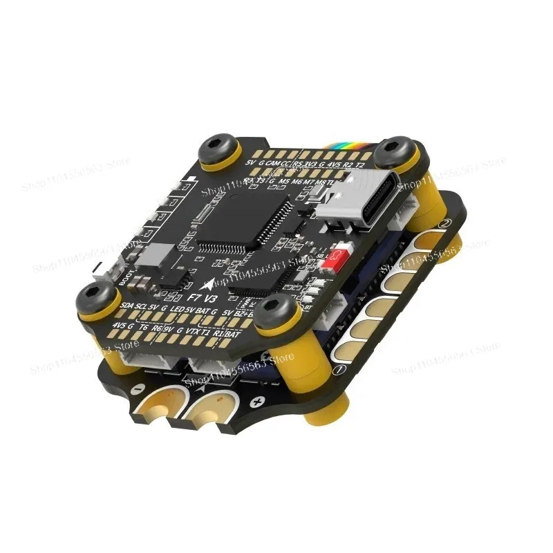 Connecteurs et composants du contrôleur de vol SB-STACK-F7V3-50 50A, parfait pour montage drone.
