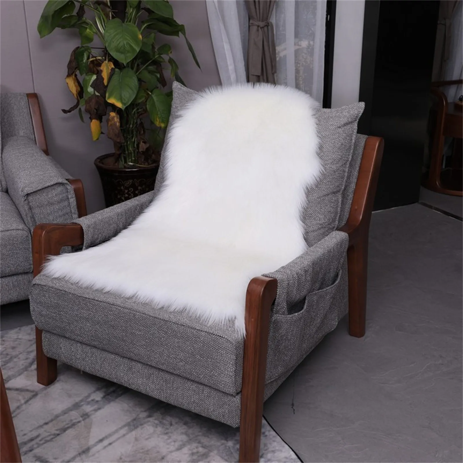 Plush Gray Area Rug for Office and Home