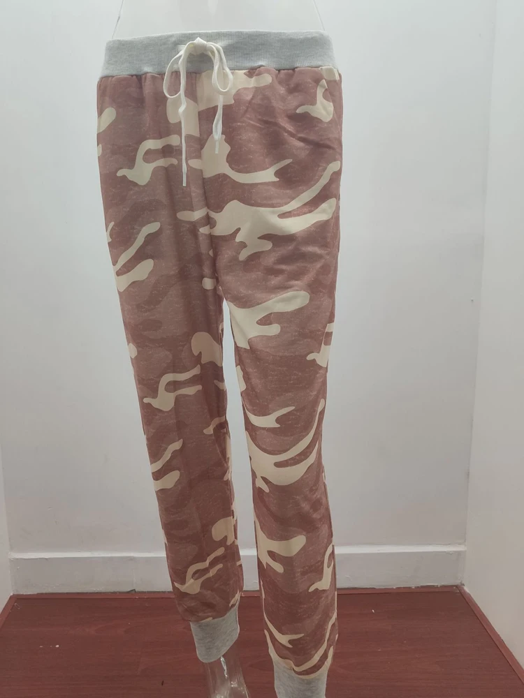 Pantaloni larghi con stampa mimetica da donna, pantaloni estivi alla moda con elastico in vita, pantaloni casual mimetici con coulisse, pantaloni harem YZFFS-YY3336 - immagine 2