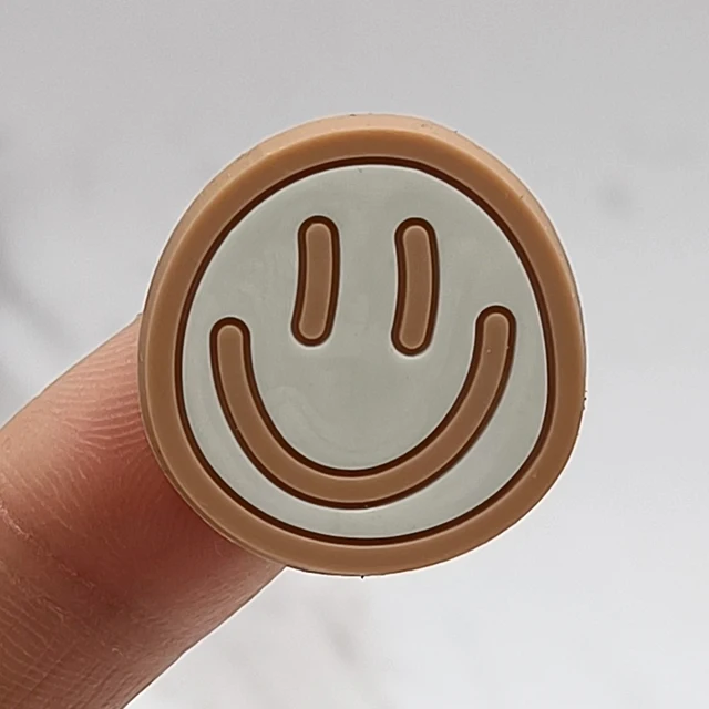 Single Sale Colorful Smiley PVC Shoe Buckle Accessories Funny DIY Shoes Decoration Fit Pins Jibz For Crocs Charms Kid Party Gift F