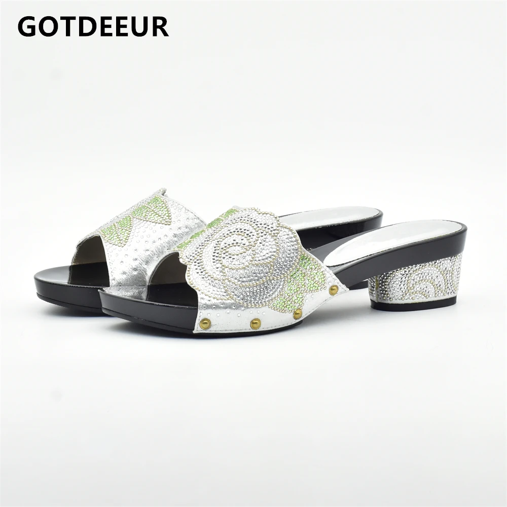 

New Arrival Fashion African Woman Low Heels Rhinetone Shoes Hot Sale Wedding Ladies African Women Party Shoes Slip on Shoes